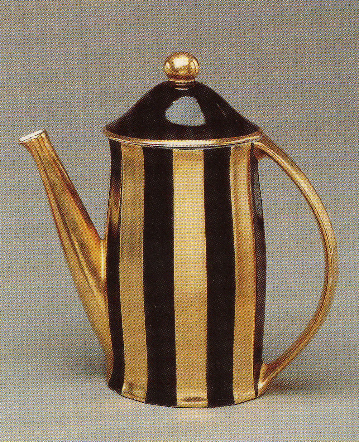 Josef Hoffmann—Pot